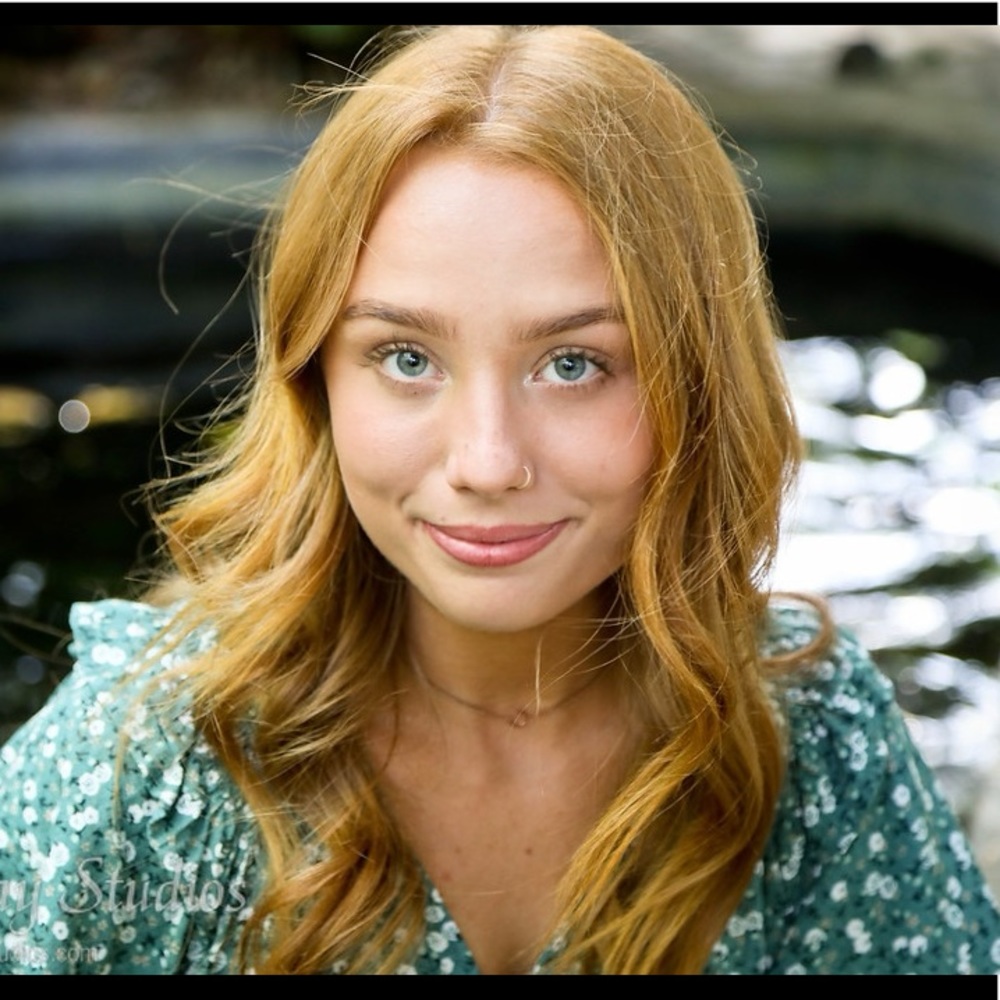 Meet your Posher, Avery